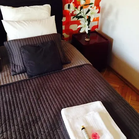 Przystanek Mdm Bed&breakfast * Warschau